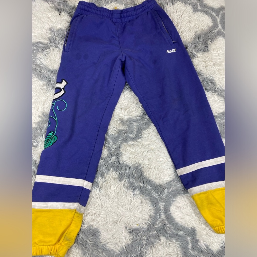 Palace Zero Zero Jogger Purple/Yellow  Skateboard Multiple Stains Size Medium